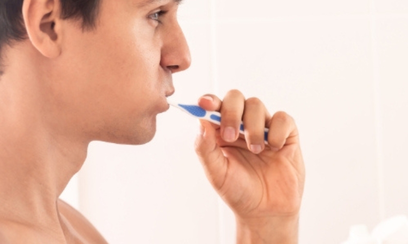 clean your tongue for fresh breath